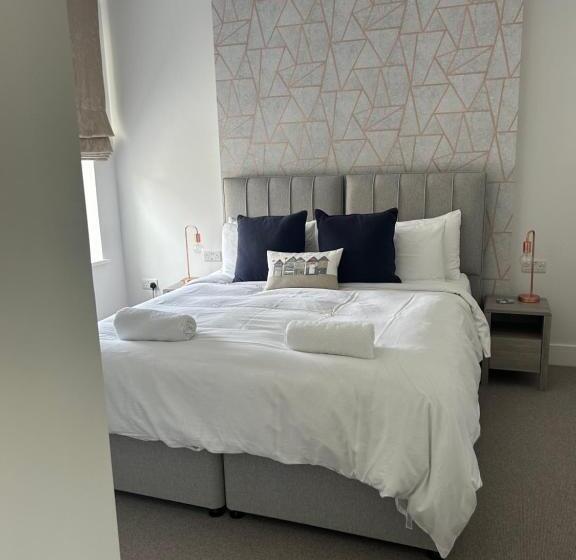 تختخواب و صبحانه Carrick Rooms