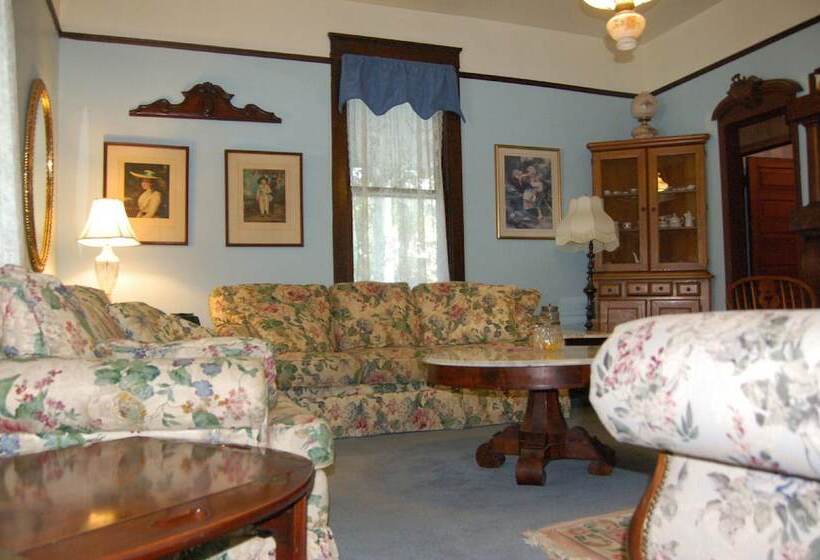 住宿加早餐  Mountain Laurel Inn