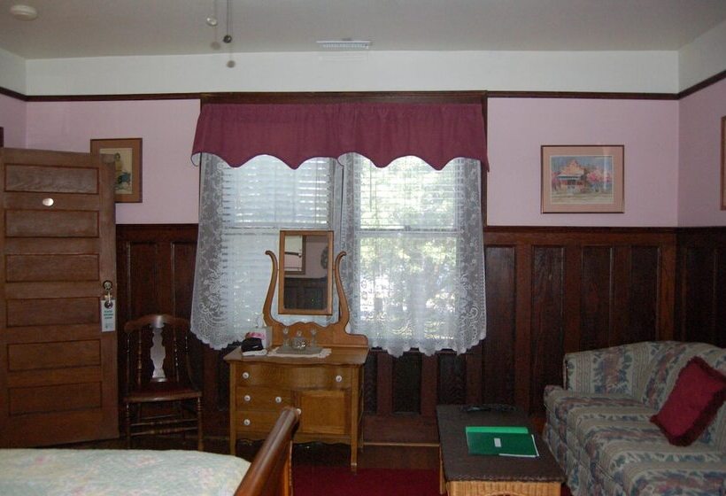 住宿加早餐  Mountain Laurel Inn