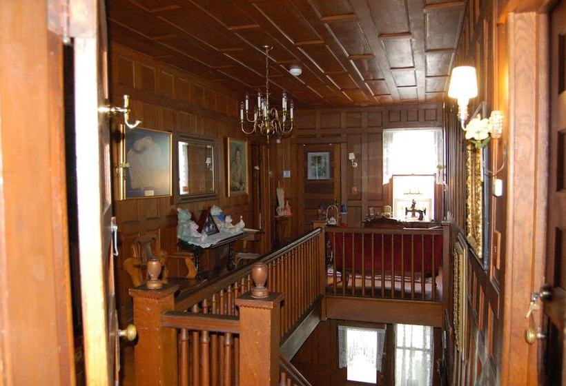 住宿加早餐  Mountain Laurel Inn