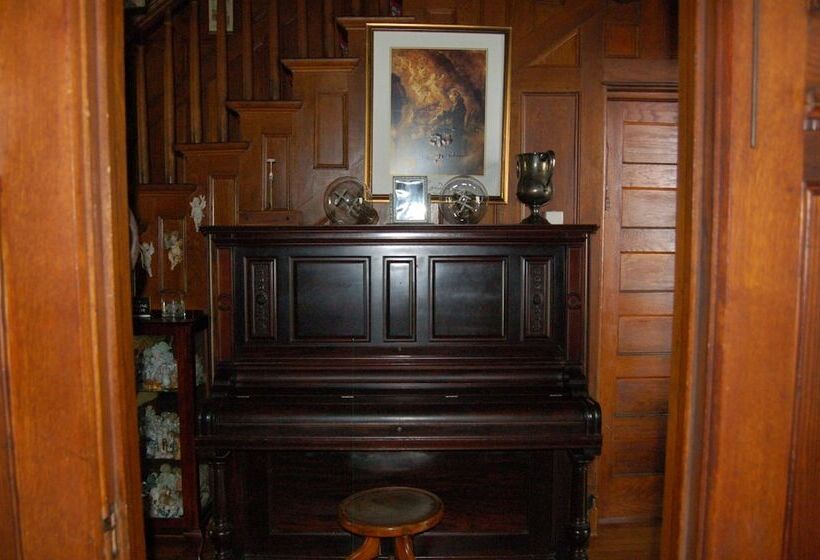 住宿加早餐  Mountain Laurel Inn