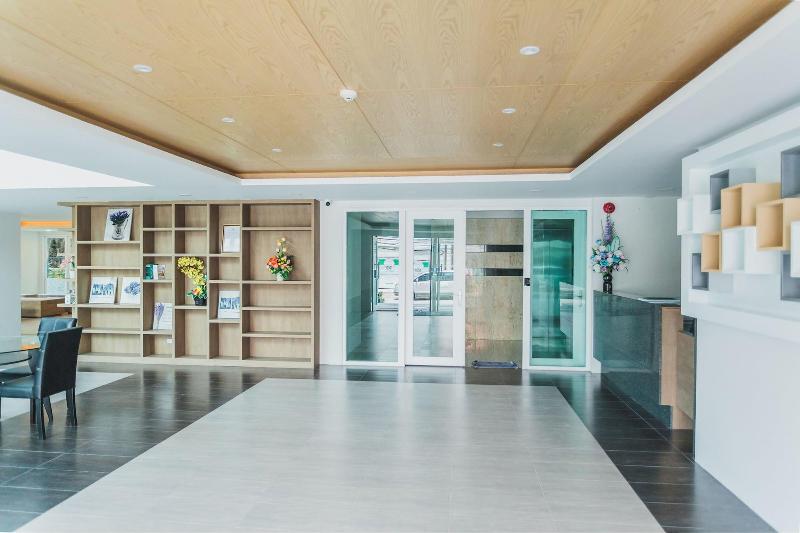 هتل Condo In Kata In Ozone  A604