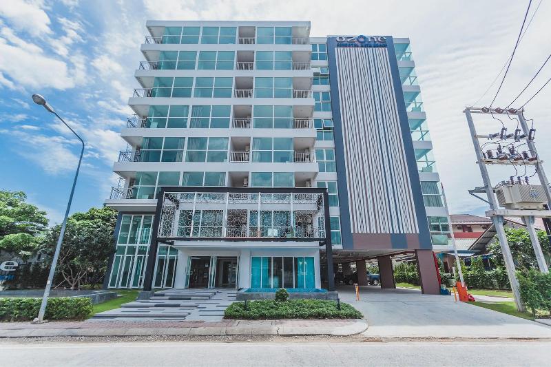 هتل Condo In Kata In Ozone A604