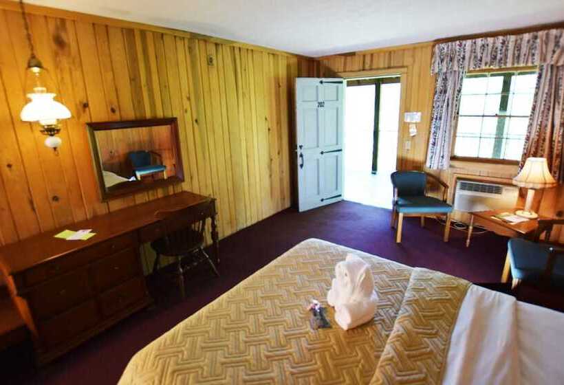 Отель Graves Mountain Farm & Lodges