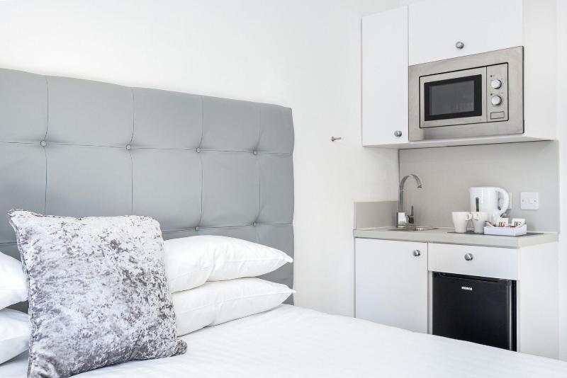 هتل Kelpies Serviced Apartments