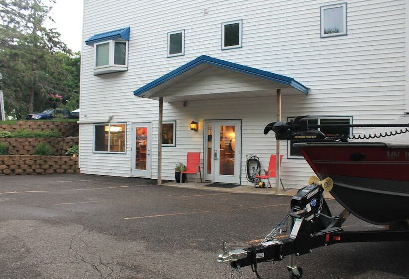 Отель Viking Bay Resort And Lodge