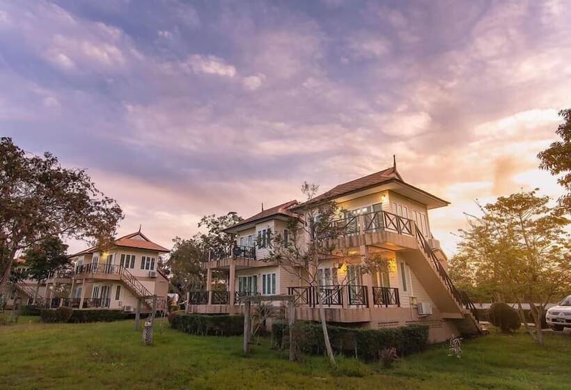 Phutarafah Resort