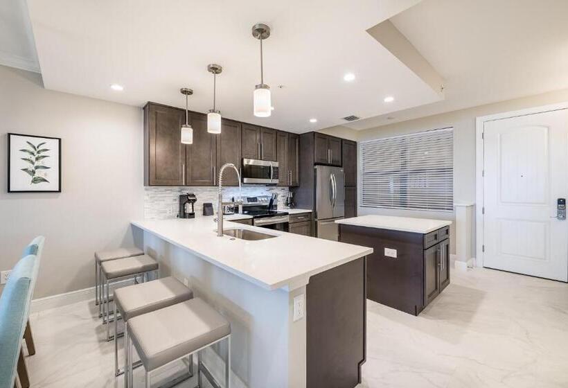 Siena At Bella Collina