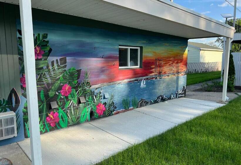 The Cedar Motel