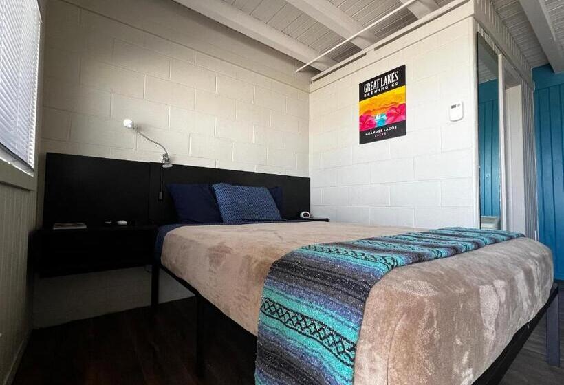 The Cedar Motel