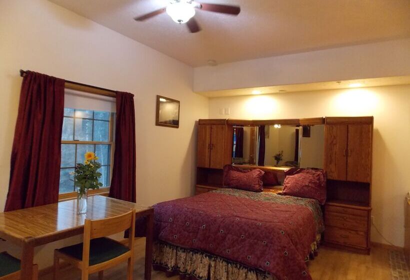 בית מלון כפרי Fairbanks Extended Stay