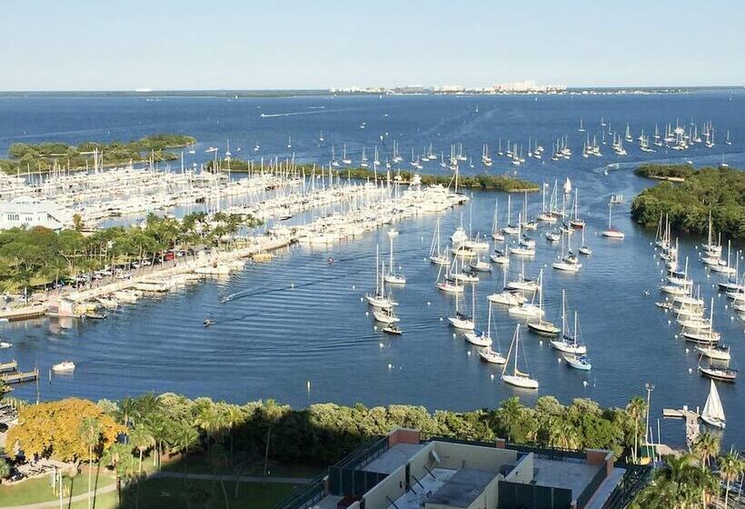 هتل Ocean, Marina & City View Studio + Balcony #2