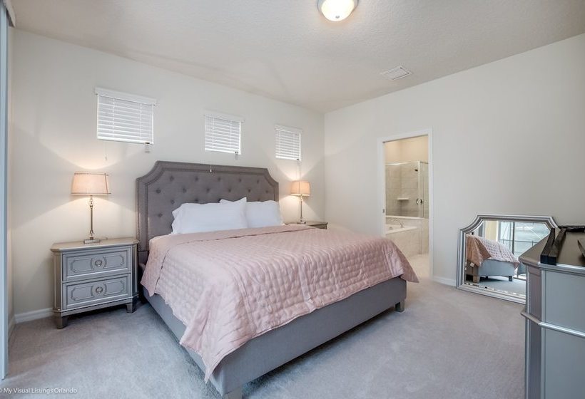 Misty Oak Circle Villa  Solterra