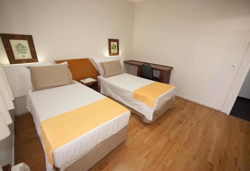 Hotel Laparos
