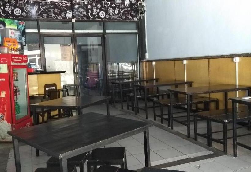 فندق Oyo 90001 Homestay 47 Latanete