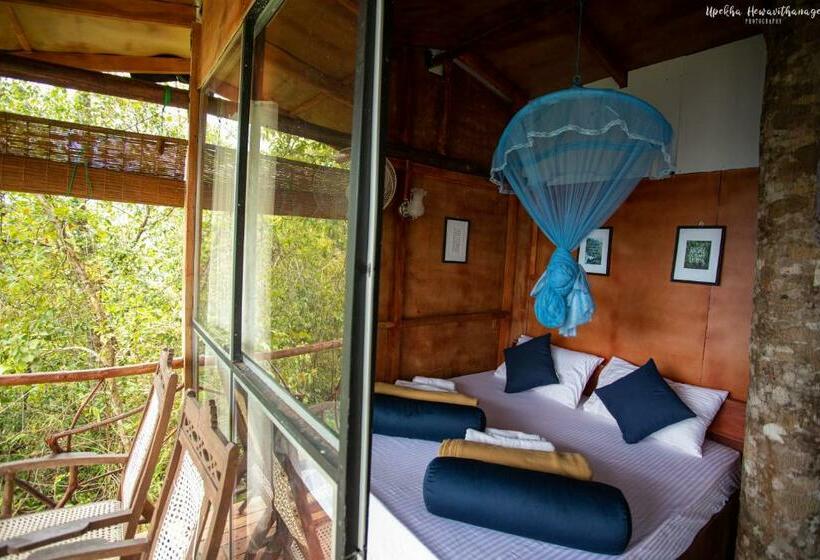 فندق Tree Houses By Jungle River