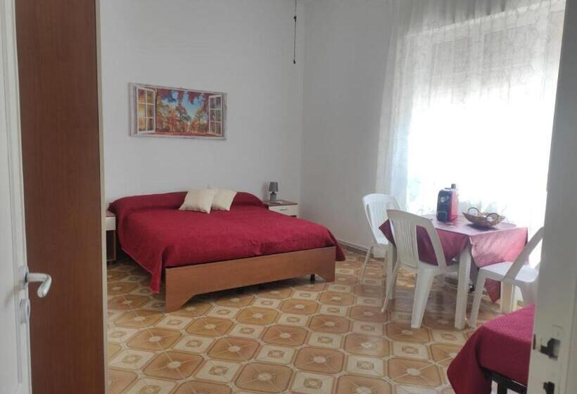 פנסיון Affittacamere Minerva