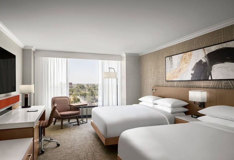 Delta Hotels By Marriott Anaheim Garden Grove