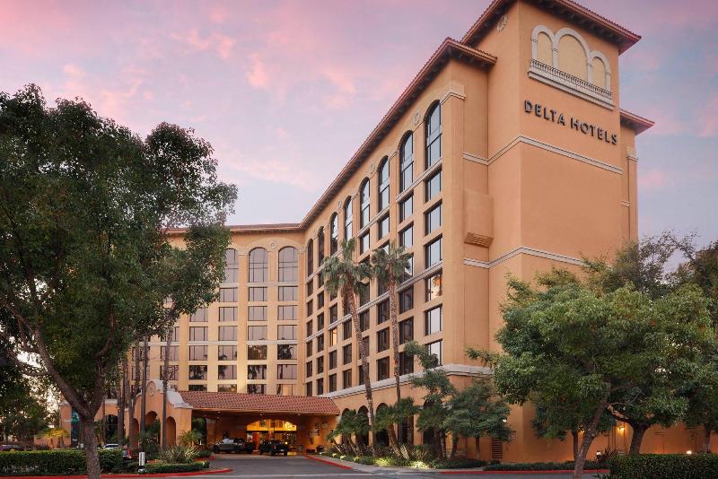 Delta Hotels By Marriott Anaheim Garden Grove