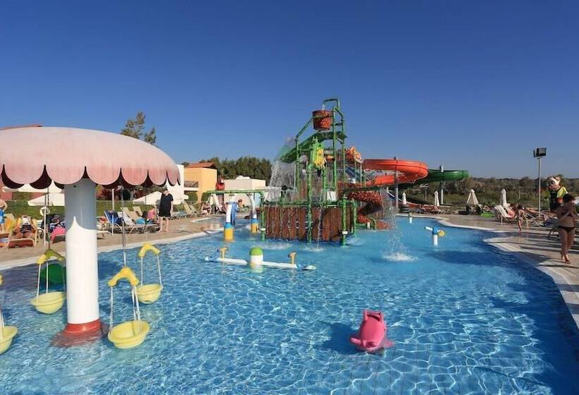 هتل Kapetanios Aqua Resort