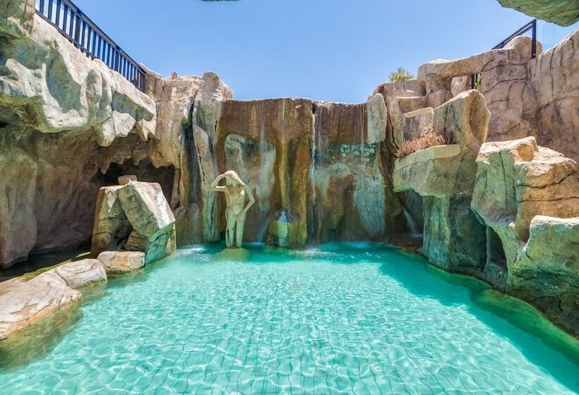 هتل Kapetanios Aqua Resort