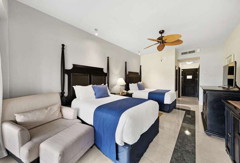 هتل Barcelo Aruba  All Inclusive Resort