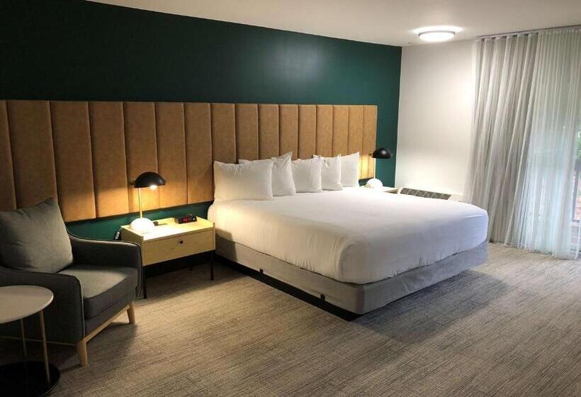 هتل Best Western Portland West Beaverton