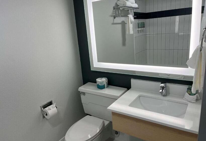 هتل Best Western Portland West Beaverton