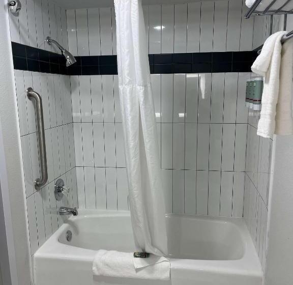 هتل Best Western Portland West Beaverton