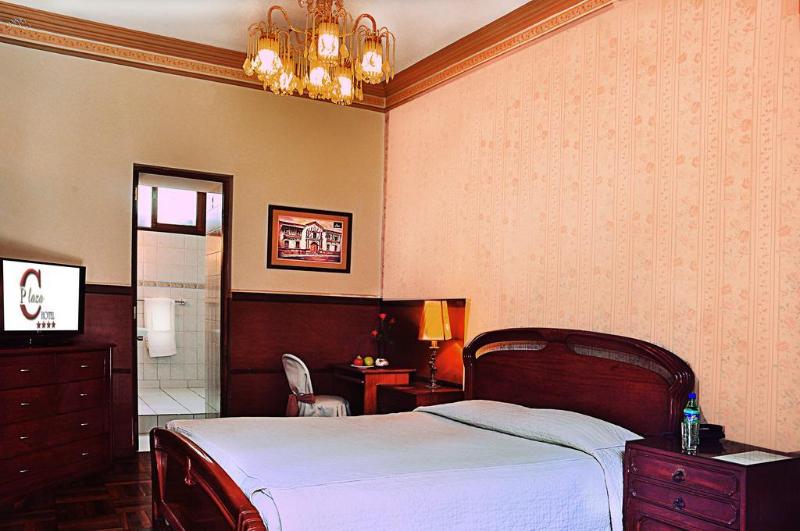 هتل Capital Plaza