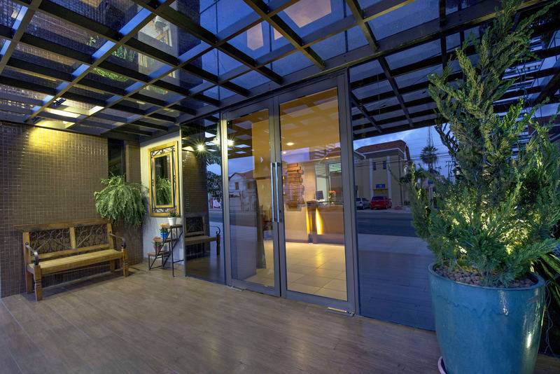 Fotos del hotel Carmel Express:  8