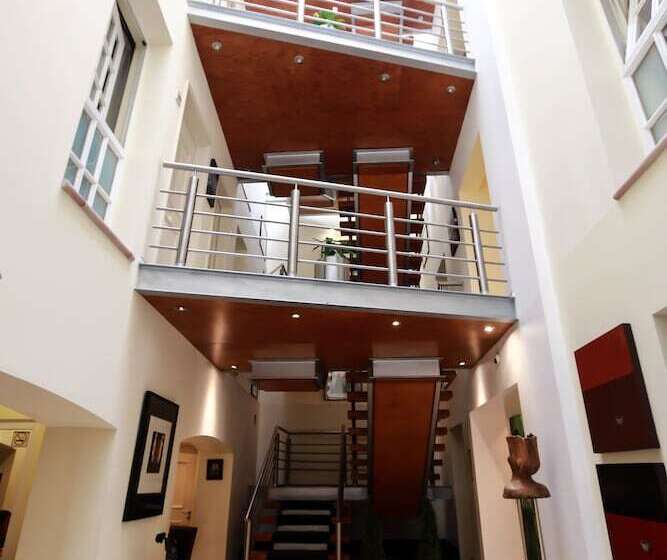 هتل Casa Torres