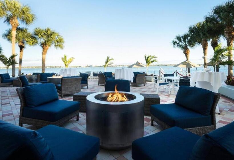 هتل Clearwater Beach Marriott Resort On Sand Key