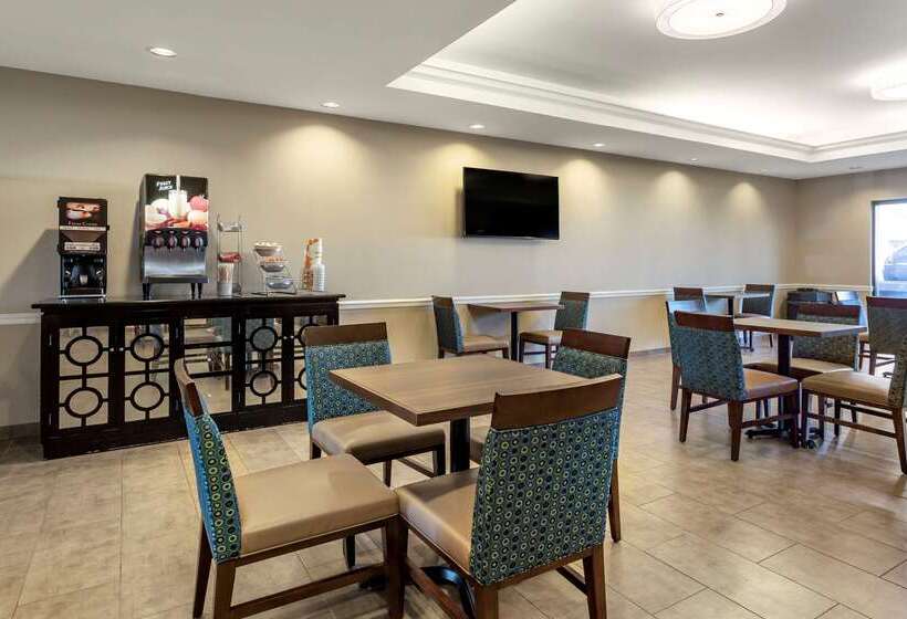 هتل Comfort Suites Southaven I55