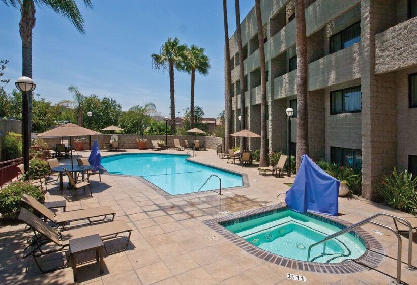 هتل Doubletree By Hilton Los Angeles Rosemead
