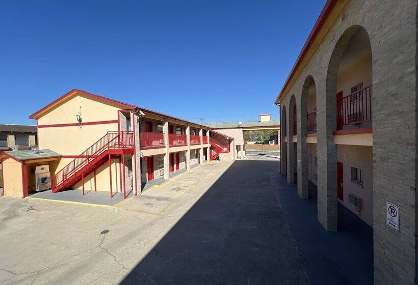 هتل Executive Inn & Suites Lackland Afb