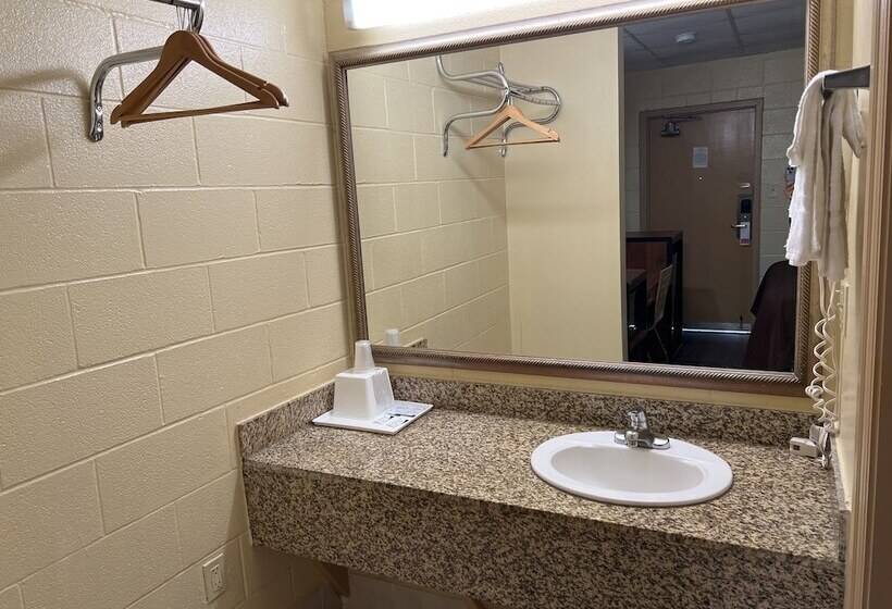 هتل Executive Inn & Suites Lackland Afb