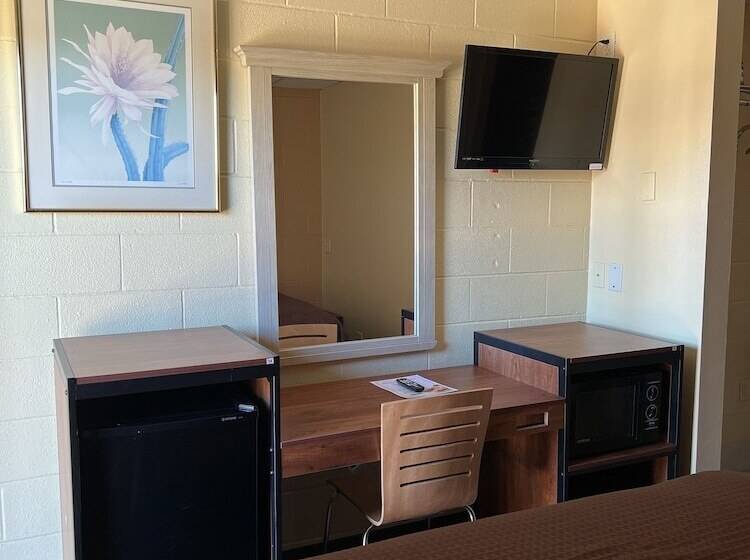 هتل Executive Inn & Suites Lackland Afb