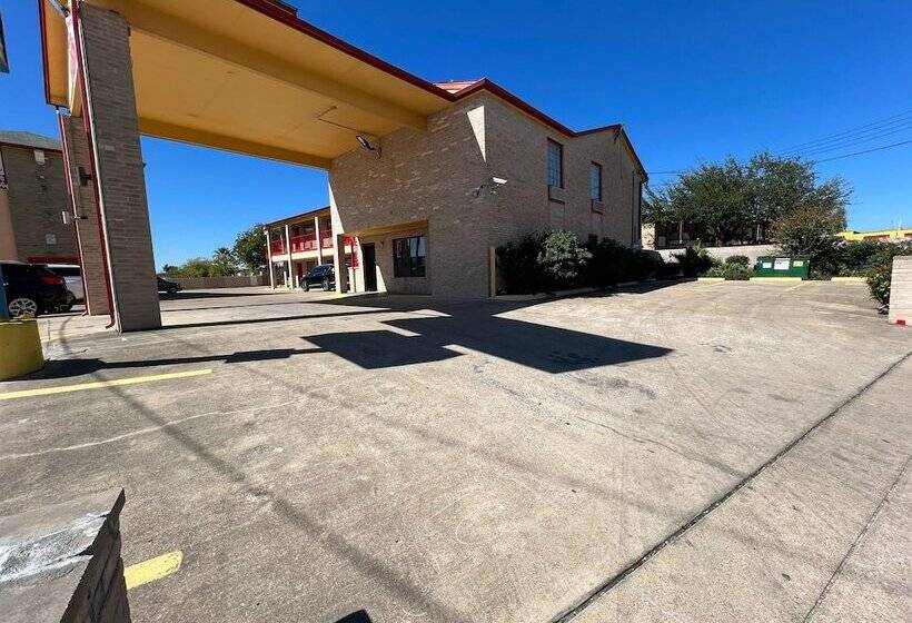 هتل Executive Inn & Suites Lackland Afb