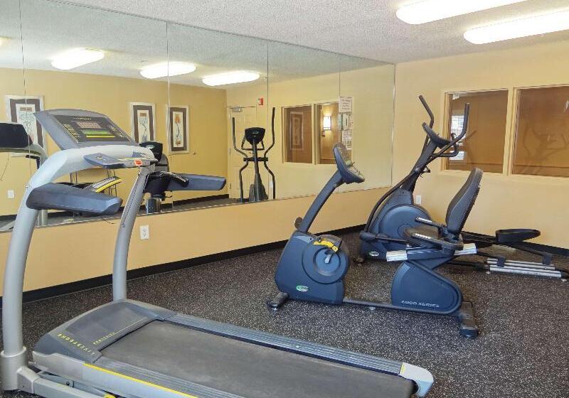 בית מלון כפרי Extended Stay America Suites  Memphis  Wolfchase Galleria