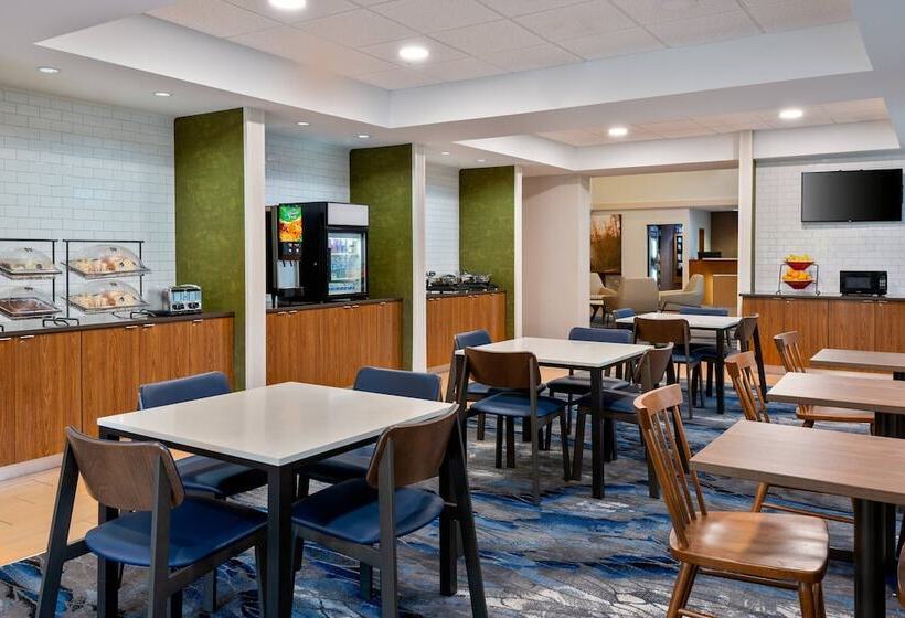 هتل Fairfield Inn & Suites Clearwater