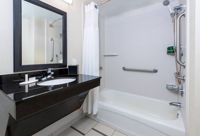 هتل Fairfield Inn And Suites By Marriott Clearwater