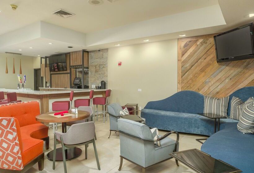 Fotos del hotel Hilton Garden Inn Phoenix Airport:  12