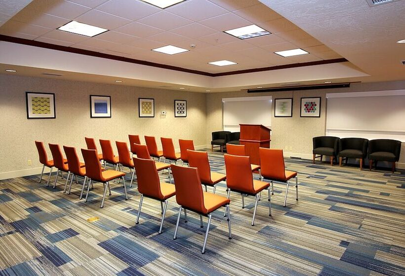 Holiday Inn Express Hotel & Suites Ashland, An Ihg