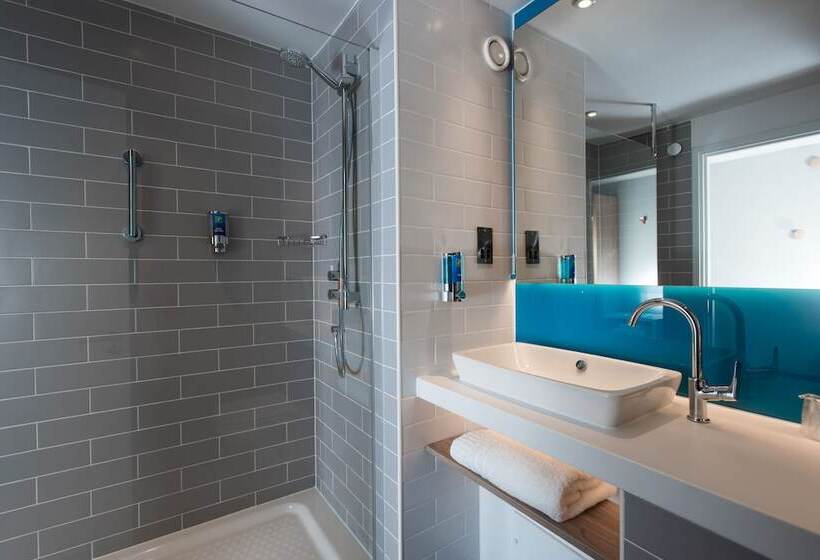 هتل Holiday Inn Express Bristol Filton, An Ihg
