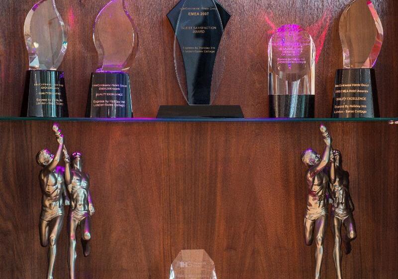 Fotos del hotel Holiday Inn Express London  Swiss Cottage:  22