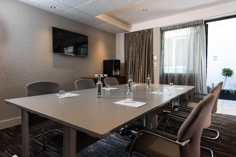 Fotos del hotel Holiday Inn Express London-wimbledon-south, An Ihg:  21