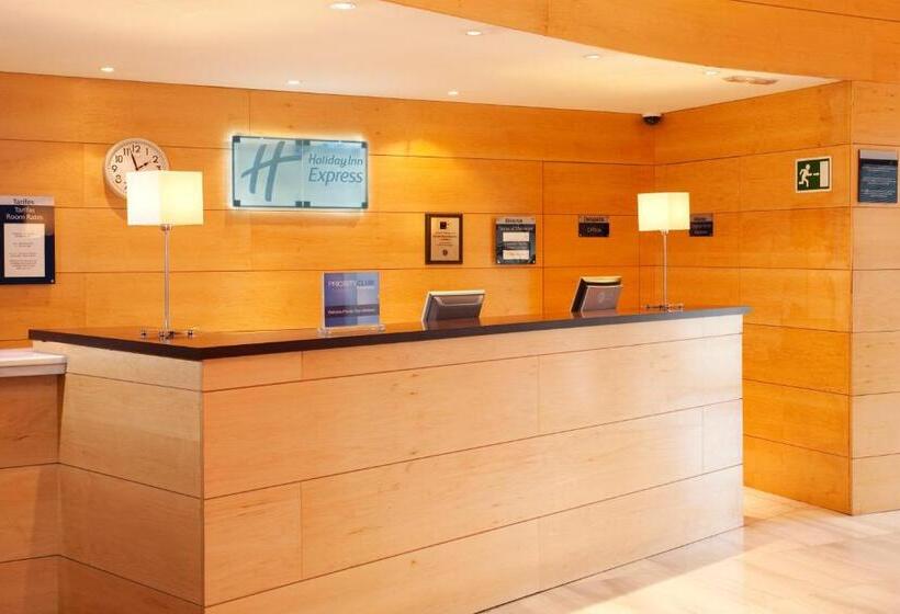 בית מלון כפרי Holiday Inn Express Molins De Rei, An Ihg