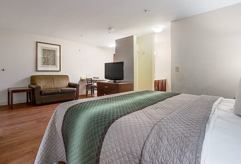 فندق Hometowne Studios By Red Roof Phoenix   Black Canyon Highway