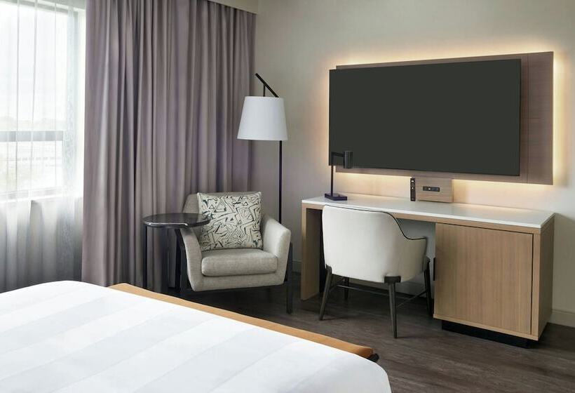 ホテル Kingston Marriott